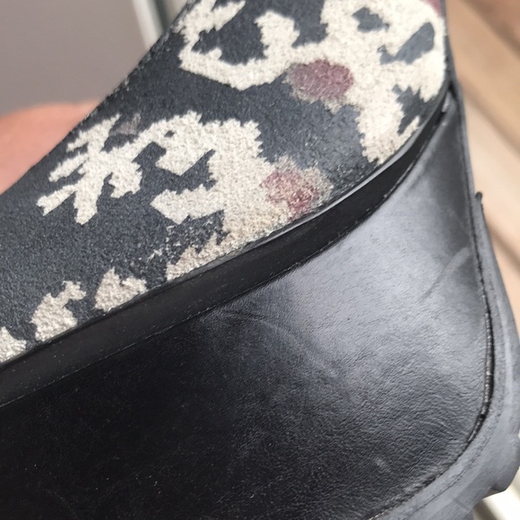 Lisa for Donald J Pliner suede southwest pattern platform heels - Picture 14 of 15